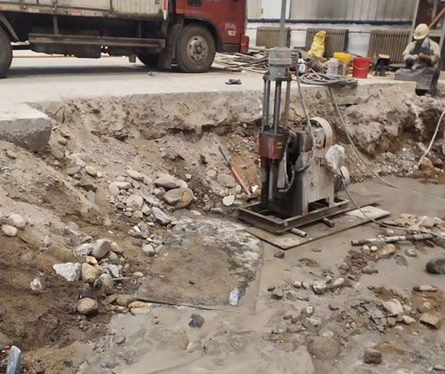 黎安镇公路下沉压浆